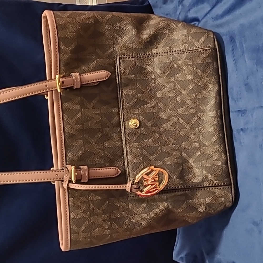 Medium size Michael Kors Monogram Tote Bag